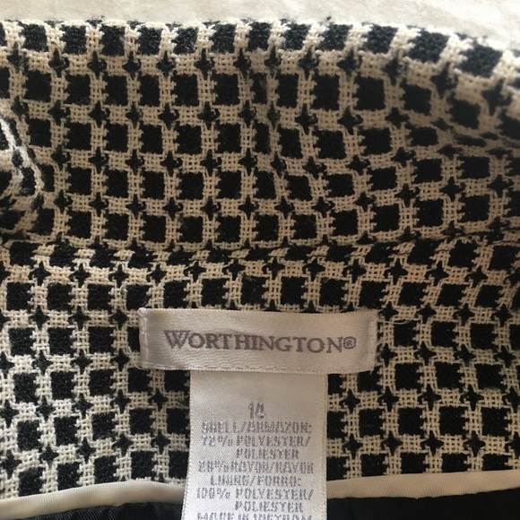 Blazer - Picture 3 of 8